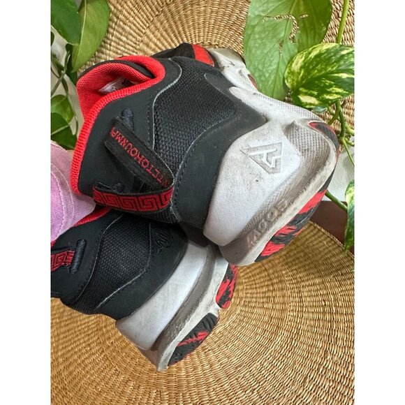 NIKE Lagos men’s size 10.5 sneakers - Picture 11 of 12